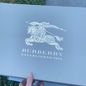 Size 7 (EUR 38) Burberry Rainboots